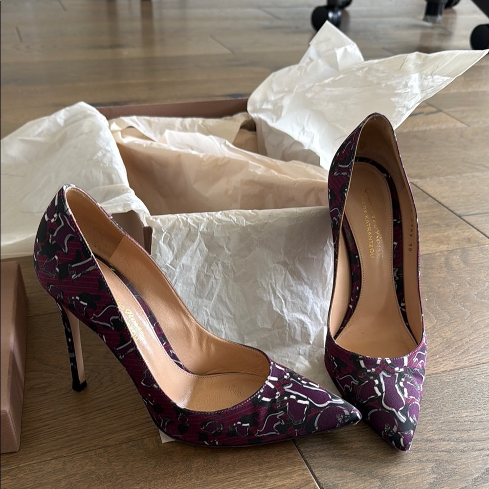 Gianvito Rossi x Mary Katranzou plum printed pumps